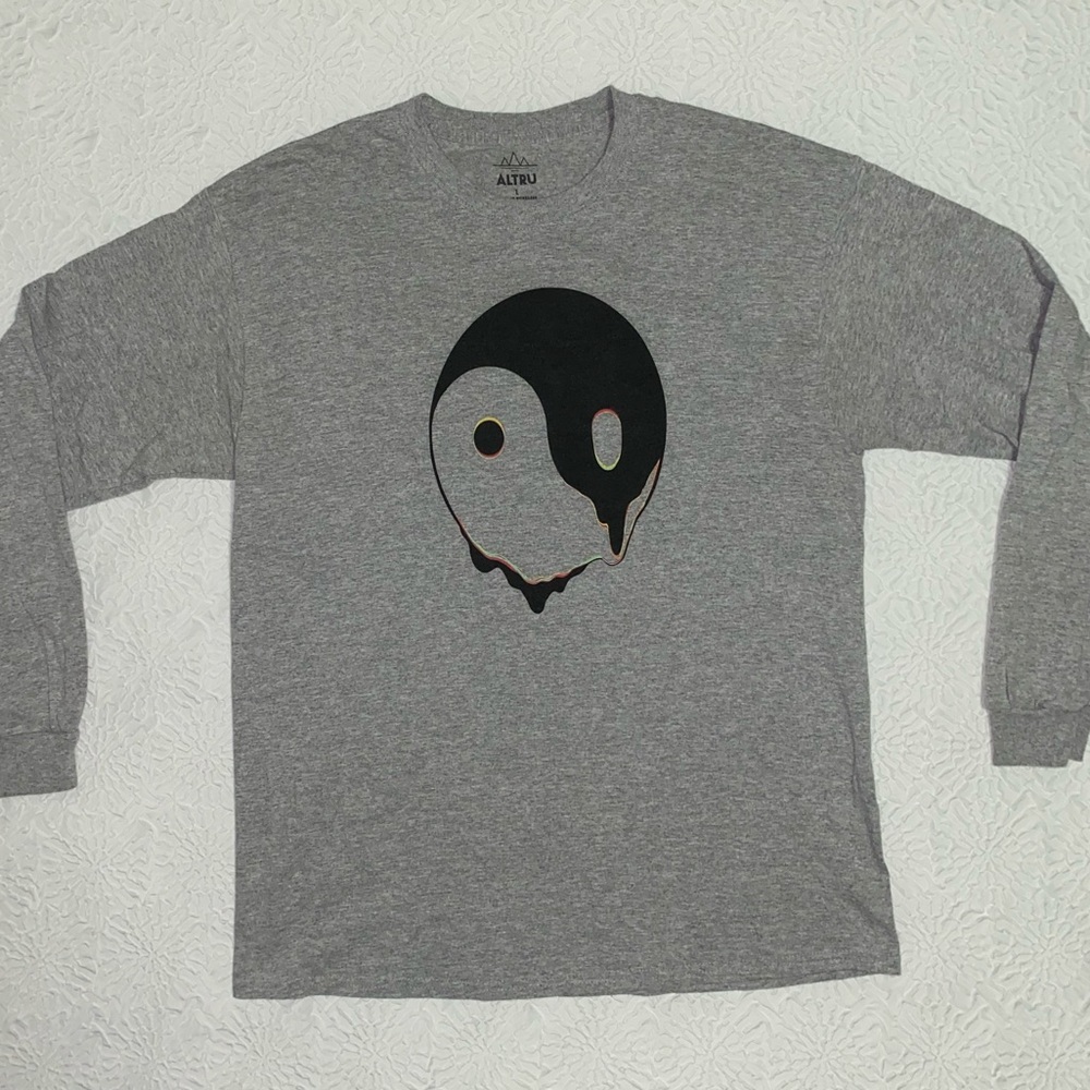 Yin & Yang 90’s T-shirt